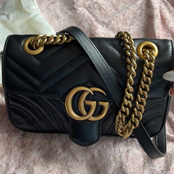 Gucci - Picture 2 of 4